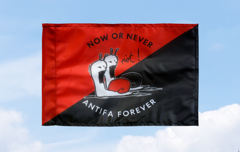 (Anarch@-Kommunismus/Syndikalismus) Now or never, Antifa forever: 40x60 (Bild für) (Anarch@-Kommunismus/Syndikalismus) Now or never, Antifa forever: 40x60